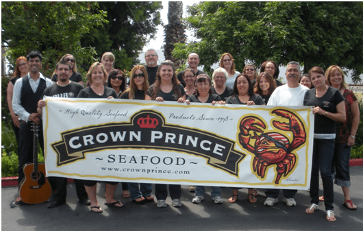 The Crown Prince Seafood Family with Antonio of K-EARTH 101	